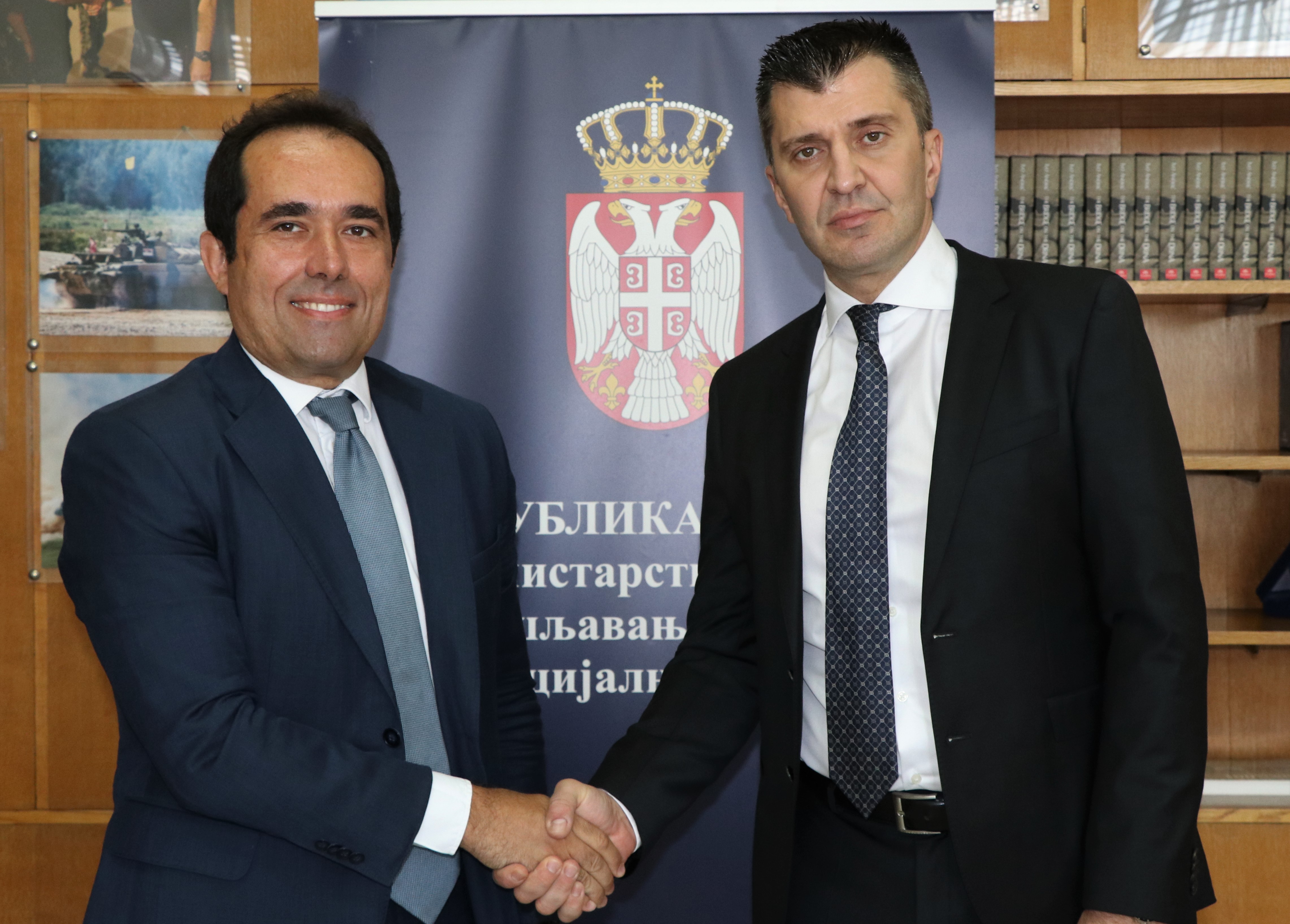 Министар Ђорђевић са координатором МОР-а Протићем о даљем спровођењу потписаног Програма достојанственог рада