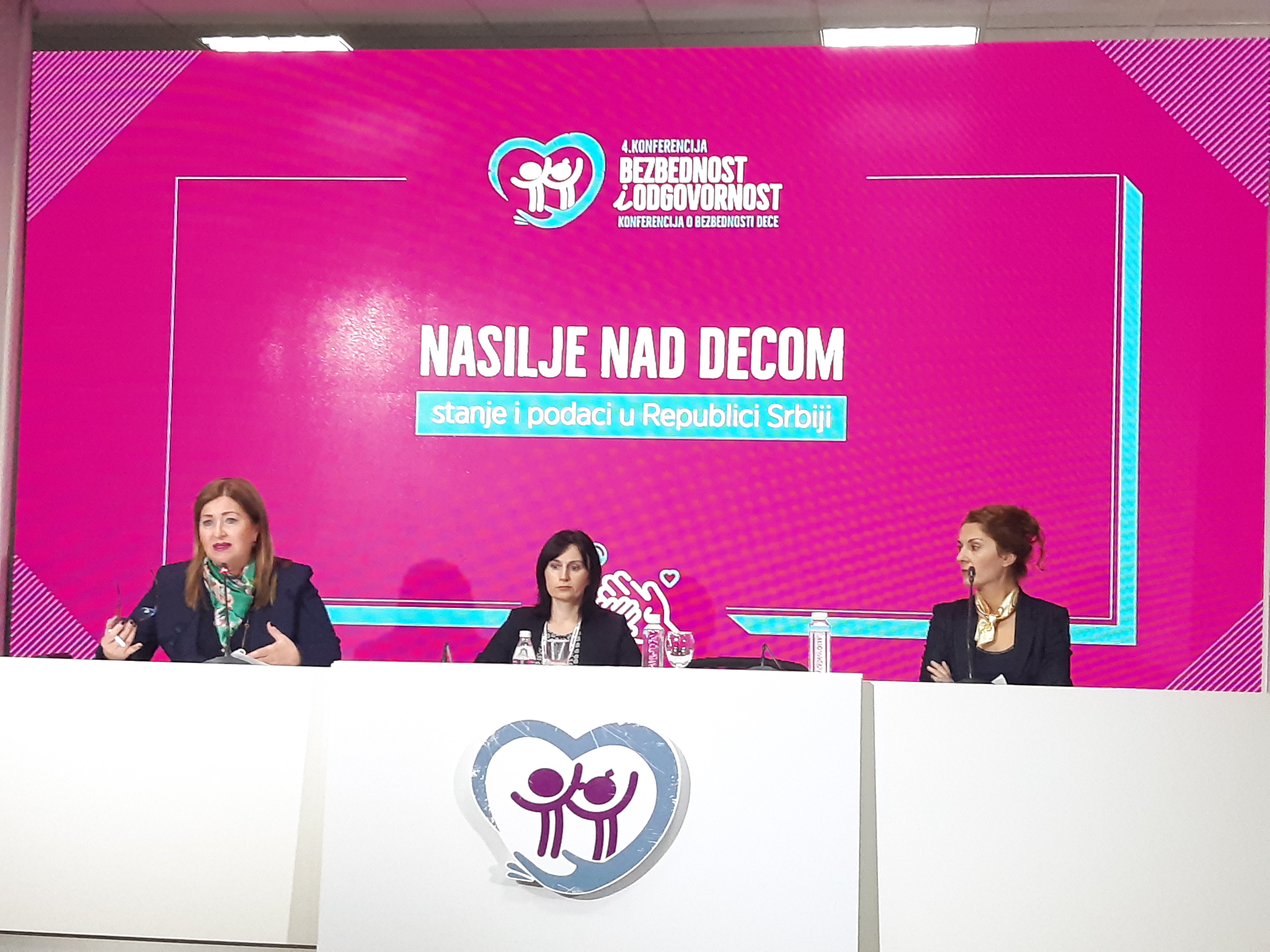 Божовић: деца морају бити заштићена од свих видова насиља