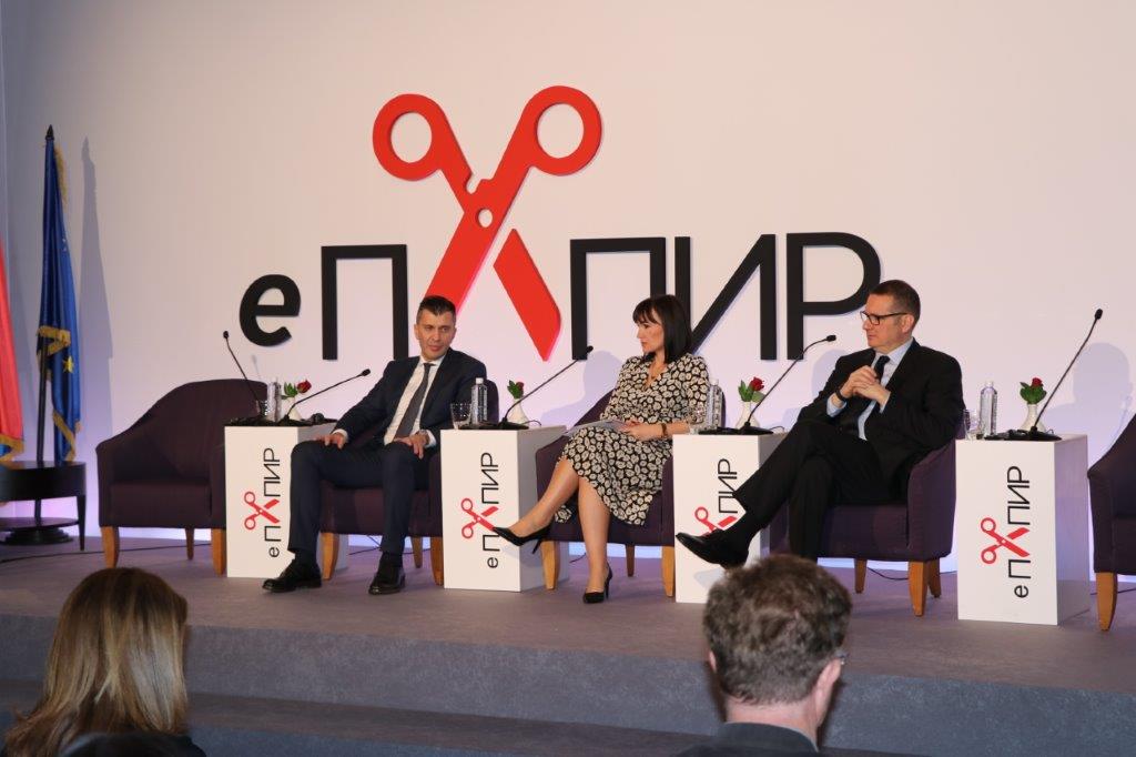 Министар Ђорђевић учествовао на Панел дискусији „ Од шалтера до дигиталне трансформације“