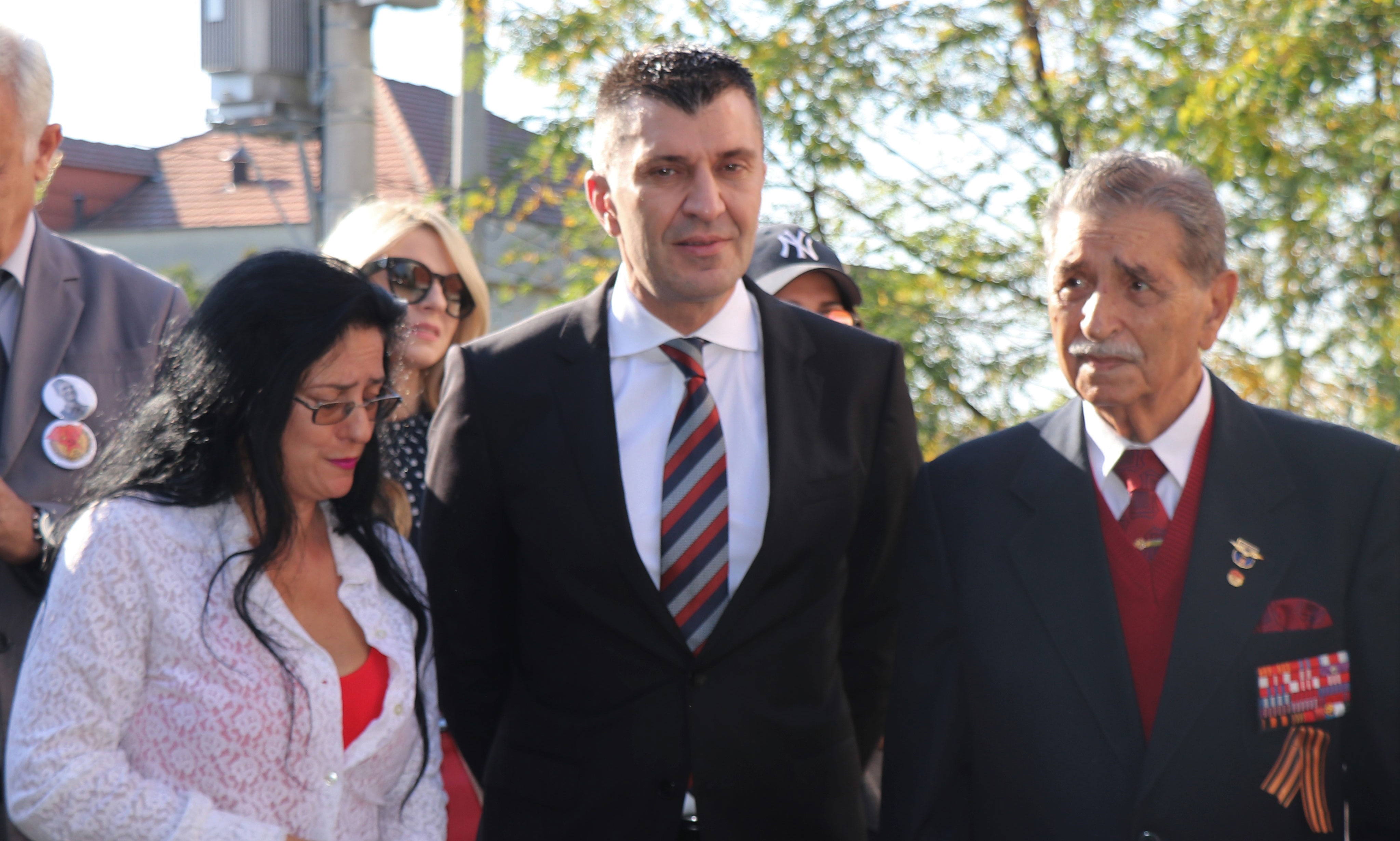 Министар Ђорђевић свечано открио таблу са именом Јагоша Жарића у истоименој улици