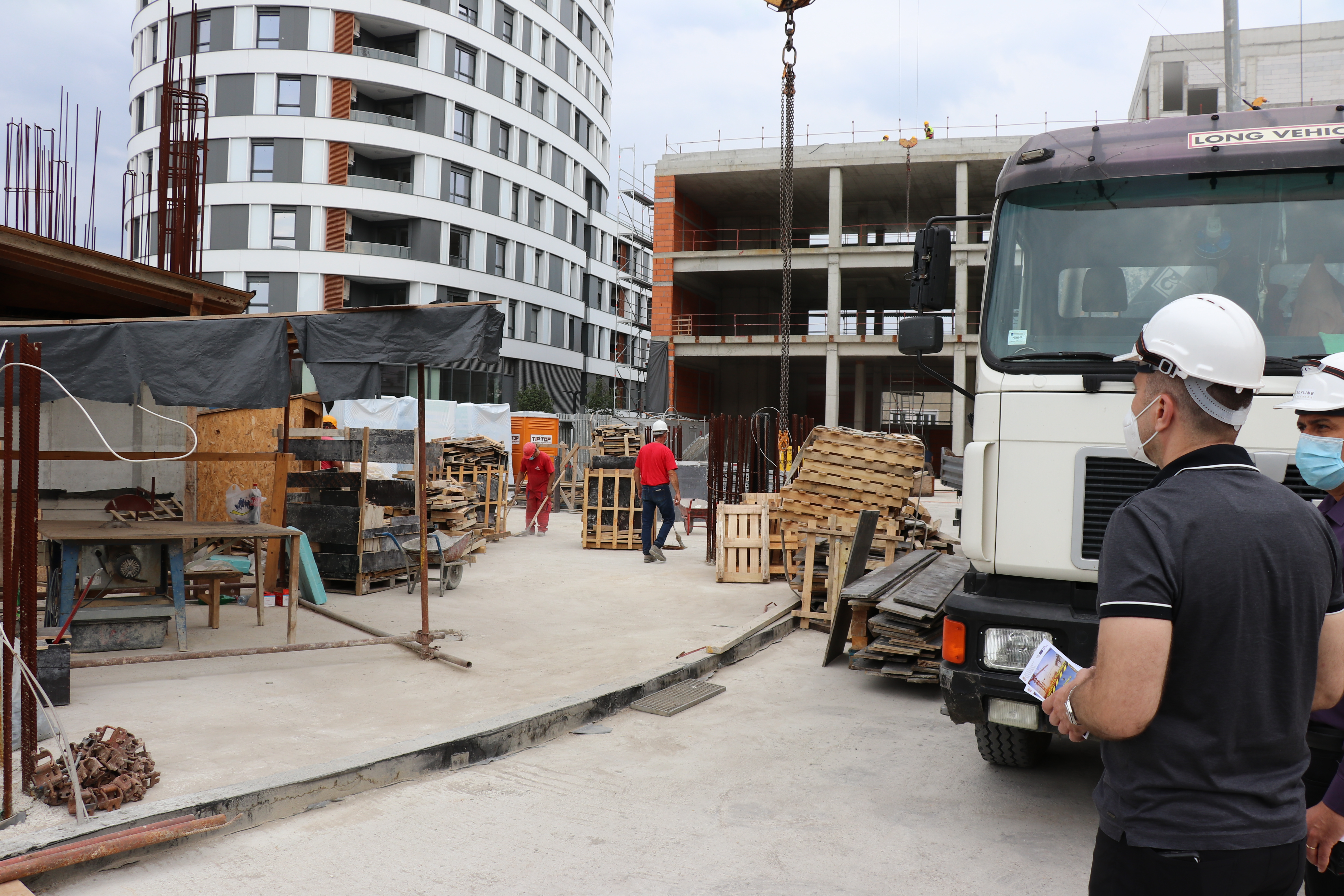 Ђорђевић на градилишту „Skyline” о примени мере безбедности и здравља на раду према новом Правилнику