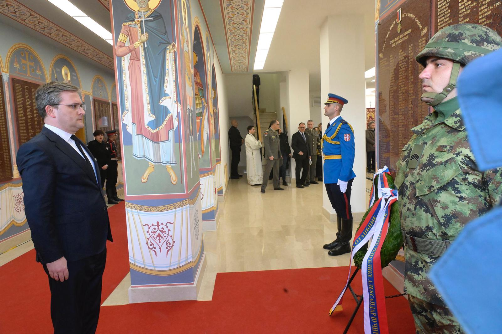 Откривене Спомен-плоче Новим косовским јунацима у Храму Светог Василија Острошког у Нишу