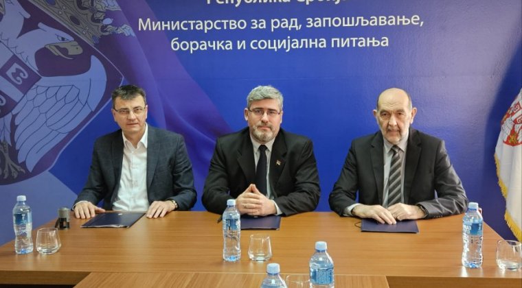 Потписан протокол којим се унапређује положај запослених у систему социјалне заштите