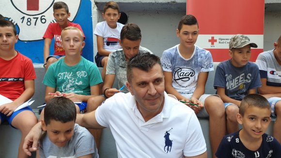 Министар Ђорђевић у посети Дечијем одмаралишту Црвеног крста Србије у Баошићима