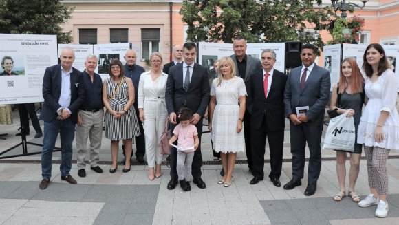 Ђорђевић отворио изложбу „Особе са инвалидитетом које су мењале свет“