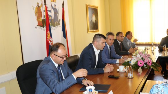 Ђорђевић посетио Врање: Брига о најстаријима и деци је приоритет