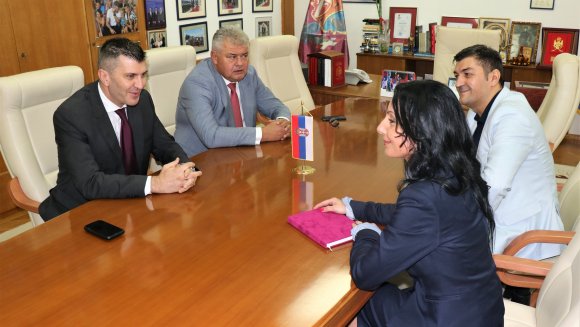 Банка Поштанска штедионица укључује се у акцију Поносна картица – Цена минус за 3+