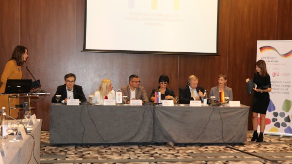 Потписан Меморандум о преузимању софтвера у оквиру пројекта „Повећање прилика за запошљавање сезонских радника“