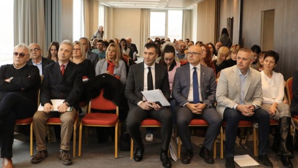 Ђорђевић: Насилницима над децом није место на насловним странама већ у затвору