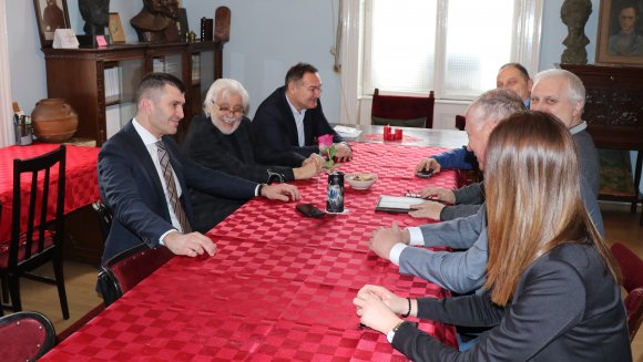 Ђорђевић: Бољи услови за писце и самосталне уметнике