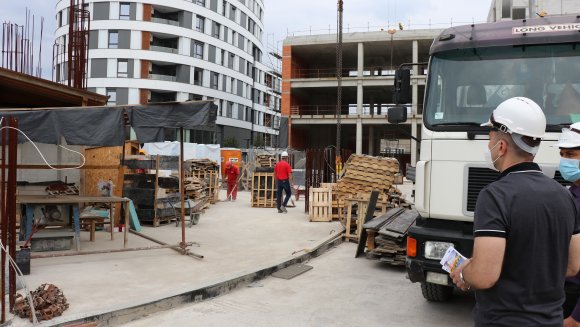 Ђорђевић на градилишту „Skyline” о примени мере безбедности и здравља на раду према новом Правилнику