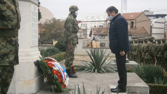 Одата пошта Француским и Руским војницима погинулим у великом рату