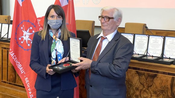 Уручена захвалница Јасеновачких страдалника