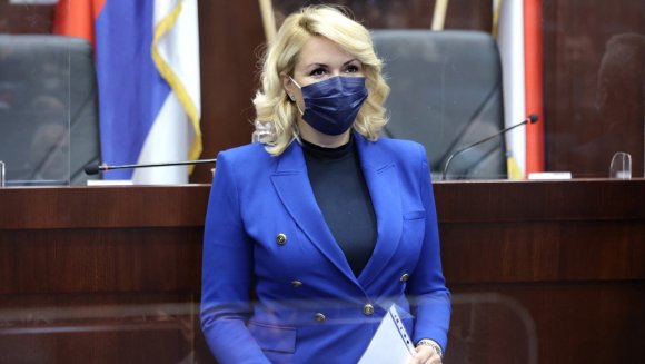 У мере активне политике запошљавања у овој години укључено више од 12.000 лица