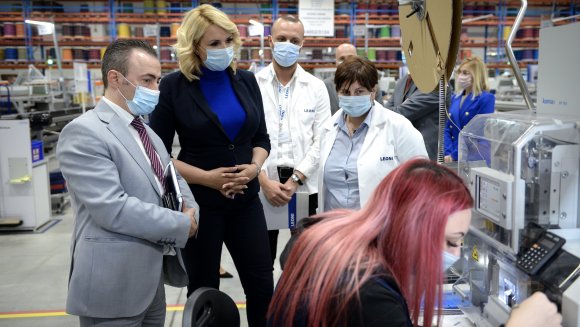 Министарка Кисић Тепавчевић у Краљеву обишла компанију „Леони“