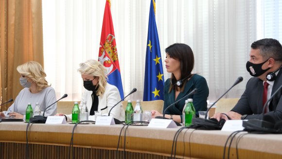 Право на безбедне и здраве услове за рад основно и најважније право које проистиче из рада