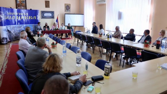 У Белој Цркви о унапређењу услуга социјалне заштите и побољшању положаја особа са инвалидитетом