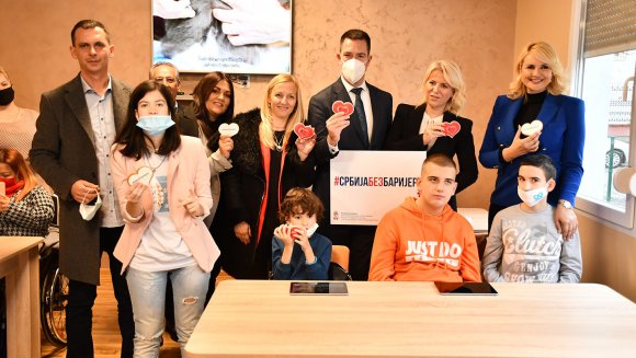 Кисић Тепавчевић: Сваки дан да буде посвећен особама са инвалидитетом