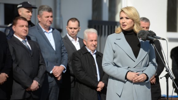 Станови за припаднике снага безбедности – држава испуњава обећања и брине о онима који су задужени за мир и безбедност