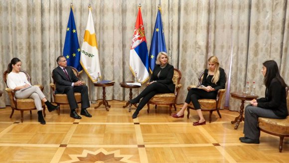 Министарка Кисић са амбасадором Кипра о унапређењу сарадње