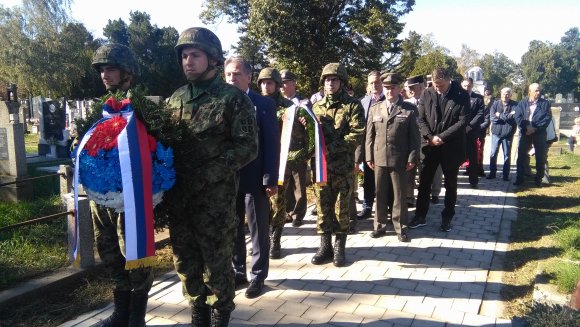 Положени венци и одата почаст страдалим српским и француским војницима у Првом светском рату у Зајечару