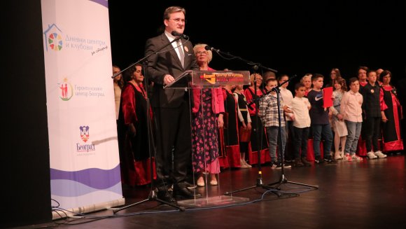 Министар Селаковић отворио IX Фестивал међугенерацијске сарадње и солидарности „ОКеј“ 