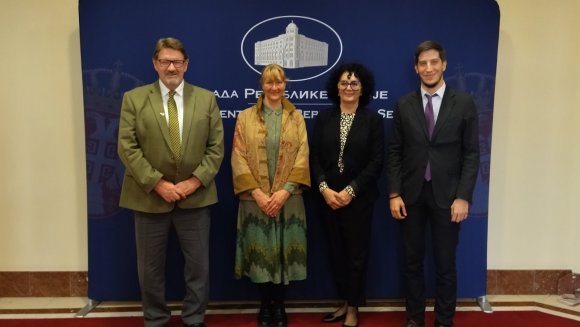 Унапређење положаја деце у хранитељским породицама