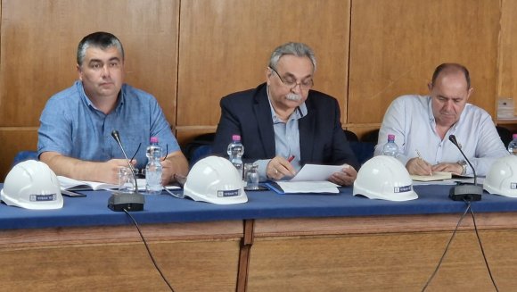 МИНИСТАРСТВО ЗАПОЧЕЛО РАД НА ИЗМЕНАМА И ДОПУНАМА УРЕДБЕ О БЕЗБЕДНОСТИ И ЗДРАВЉУ НА РАДУ НА ПРИВРЕМЕНИМ ИЛИ ПОКРЕТНИМ ГРАДИЛИШТИМА