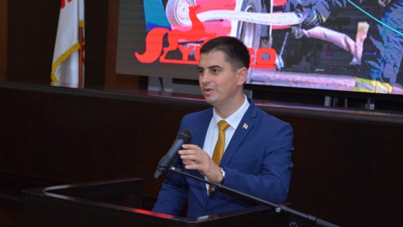 Дејан Антић отворио изложбу "Шездесет и три године Јумко империје"