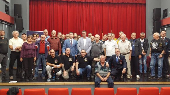 Дејан Антић у Власотинцу уручио 72 борачке легитимације