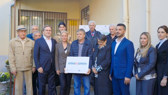 Селаковић посетио реновиране просторије Савеза инвалида рада Војводине