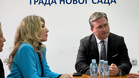 Министар за рад, запошљавање, борачка и социјална питања Никола Селаковић посетио је Центар за социјални рад Нови Сад. Преносимо изјаву министра у целости.