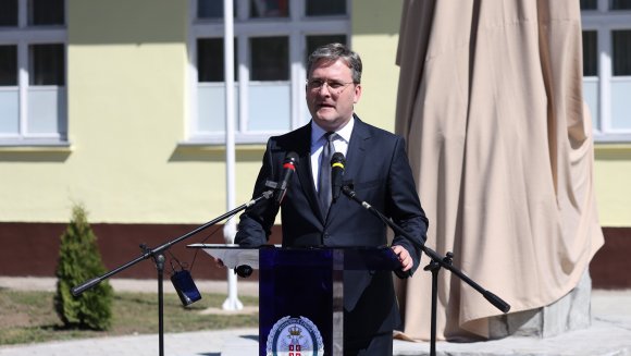 Откривен споменик палим борцима у ратовима деведесетих у Бачкој Тополи