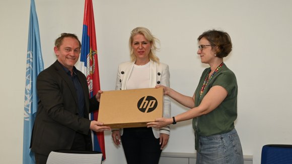 Барошевић и Јелача на додели донације Савезу глувих и наглувих Србије