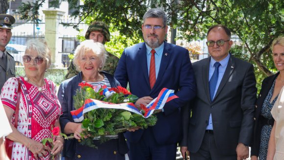 Министар Старовић на обележавању 156. годишњице смрти кнеза Михаила