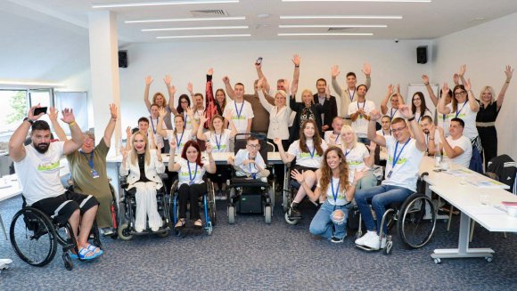 Отворена Летња школа за младе лидере са инвалидитетом у Врднику