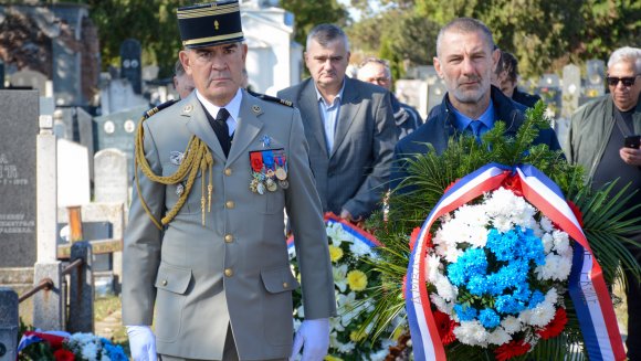 Положени венци и одата почаст страдалим српским и француским  војницима у Првом светском рату у Зајечару