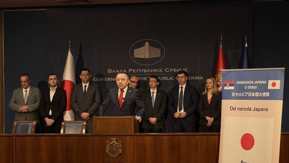 Јапан донирао Министарству возило са рампом намењено ЦРС „Солидарност“