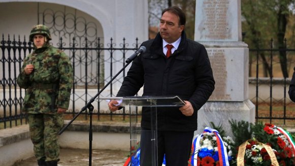 Рајовић на обележавању стогодишњице од откривања споменика словачким војницима у Крагујевцу