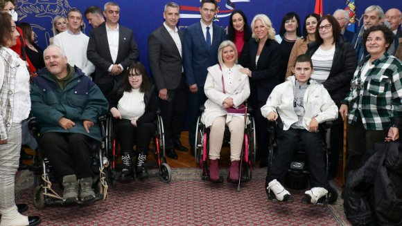 Међународни дан особа са инвалидитетом уз звуке срца