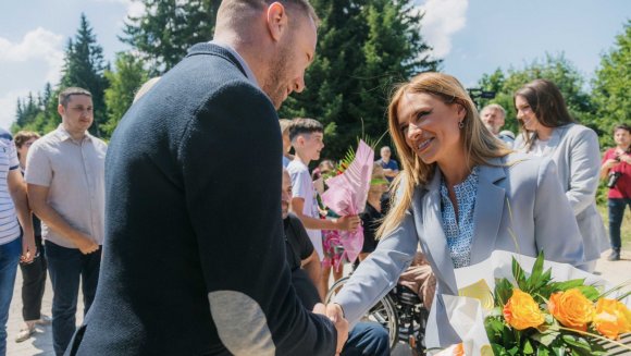 Отворен први туристички објекат у Србији за особе са инвалидитетом 