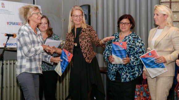 Барошевић: Заједно градимо инклузивну Србију и јачамо положај глувих и наглувих особа