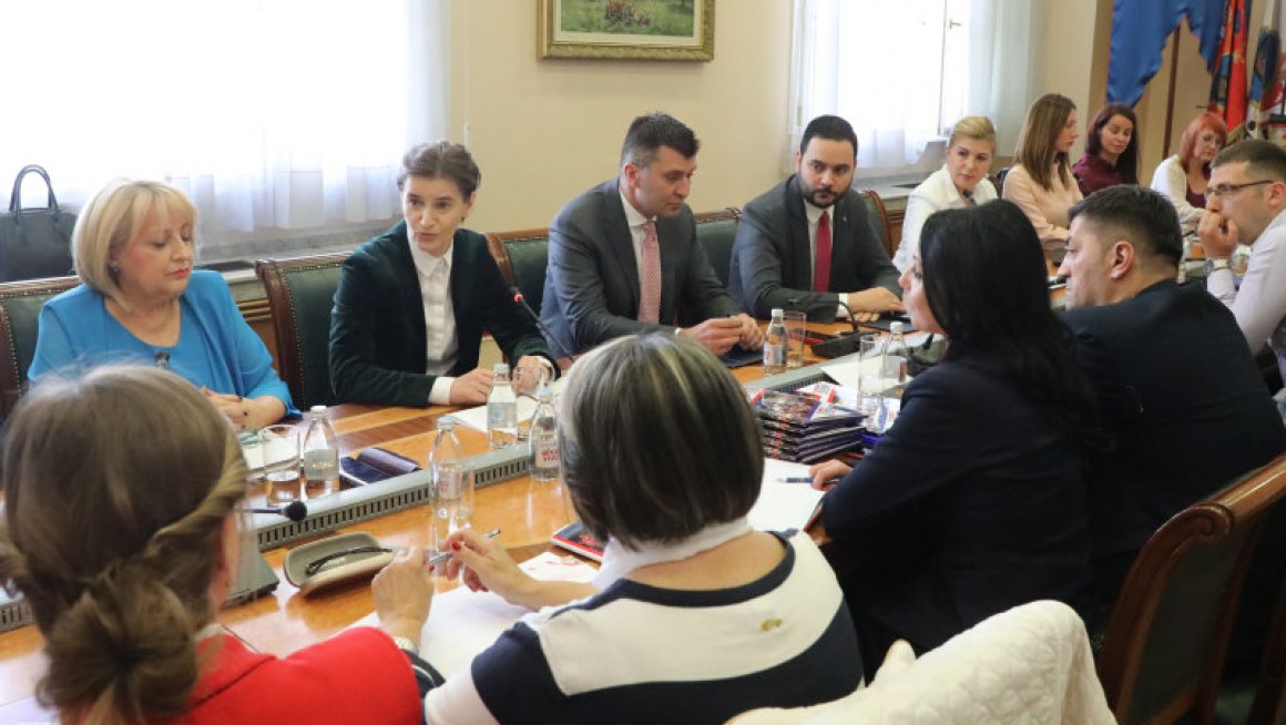 Већи наталитет приоритет Србије