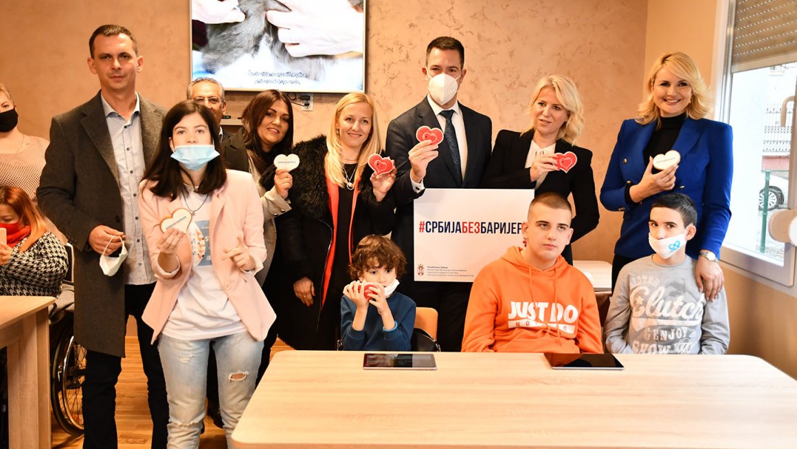 Кисић Тепавчевић: Сваки дан да буде посвећен особама са инвалидитетом