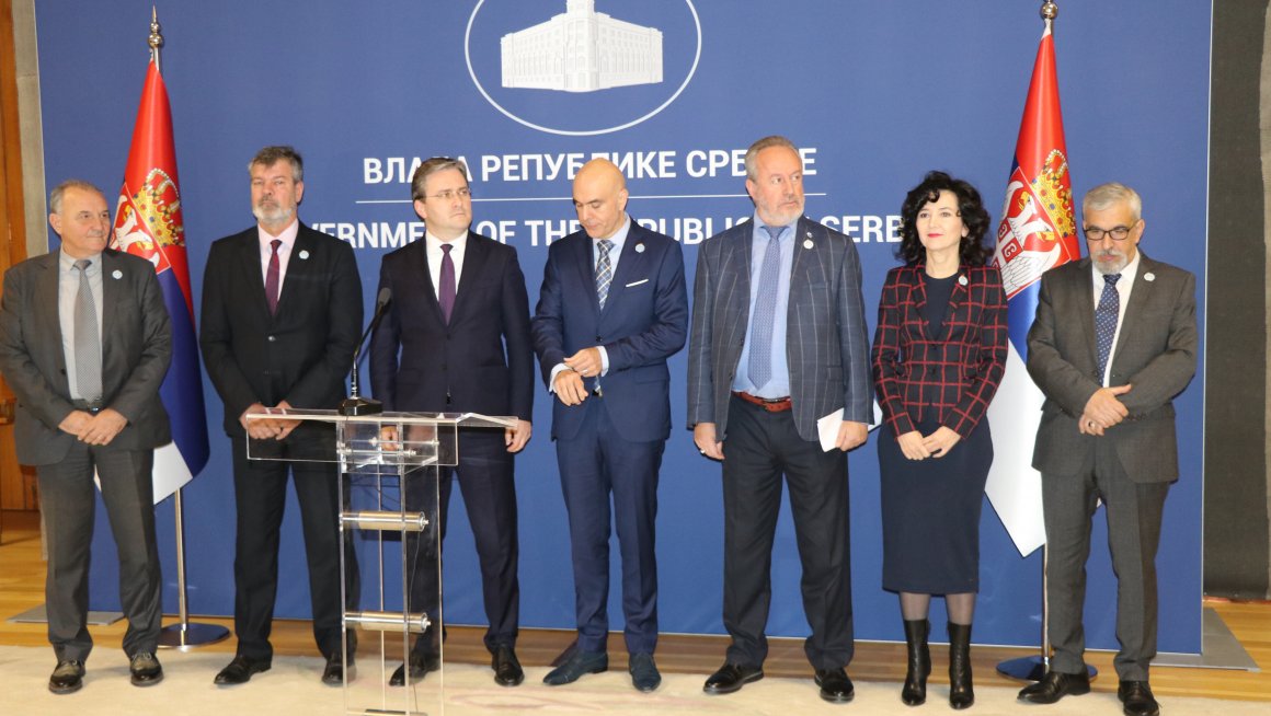 Селаковић : Србија одлучна у  јачању достојанственог рада и економије