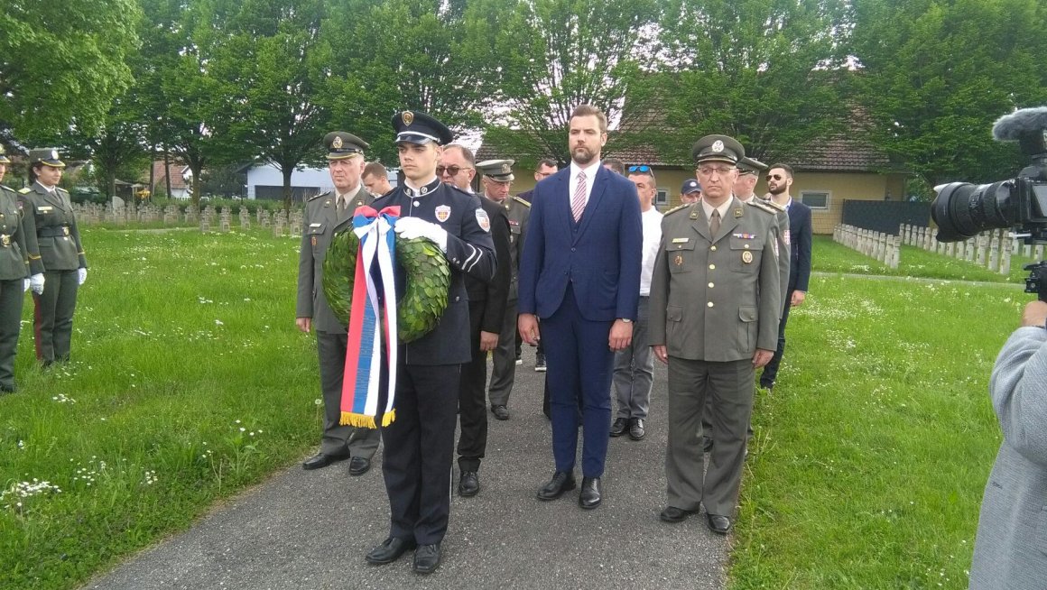 https://www.minrzs.gov.rs/sr/foto-i-video/foto-galerije/obelezena-78-godisnjica-od-oslobodjenja-logora-mauthauzen-u-republici-austriji