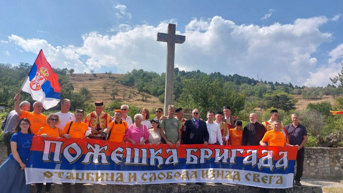 Државни секретар Антић положио венац на Српском гробљу у Битољу