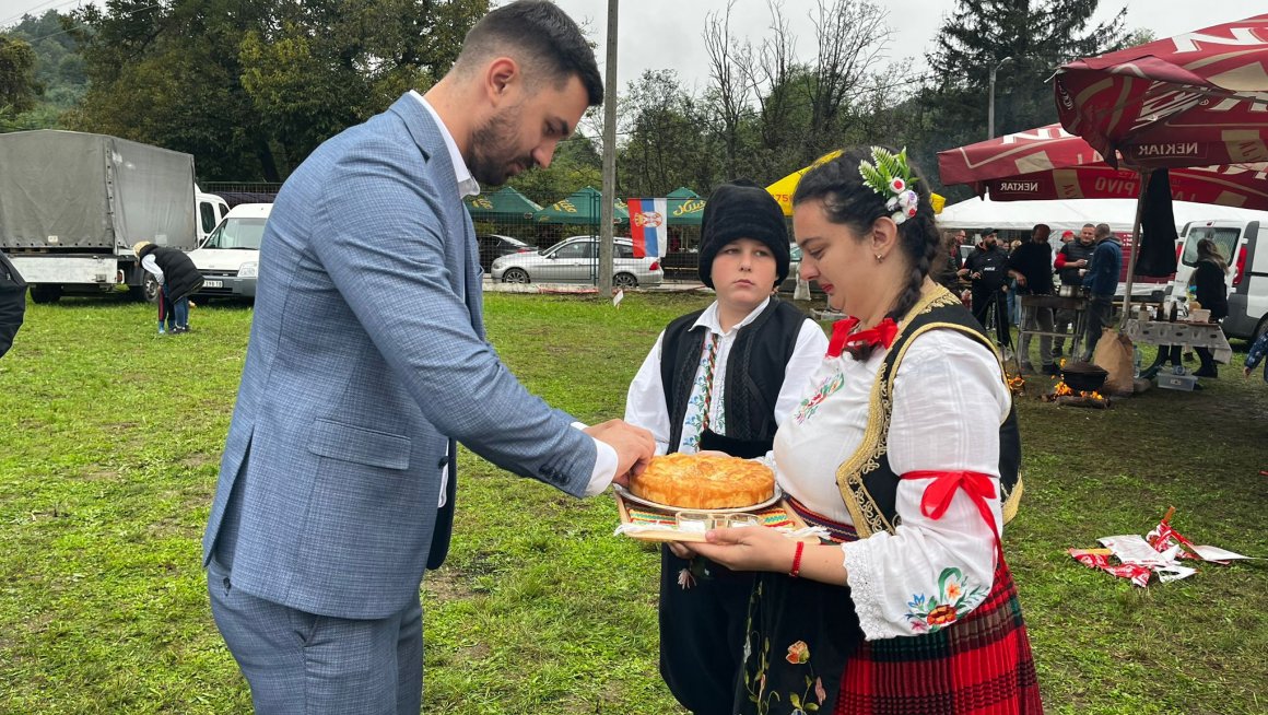 Ерац отвирио 6. Сабор качамака у Јежевици