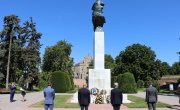 Ђорђевић положио венац на Споменик захвалности Француској поводом националног празника