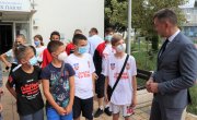 Ђорђевић посетио децу са КиМ-а која бораве у Београду